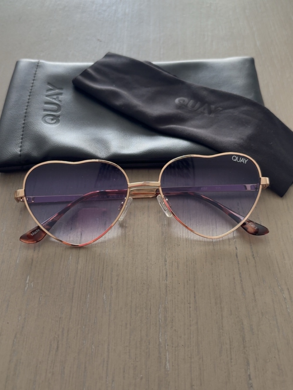 Quay Heart-Shaped Metal Frame Sunglasses in Gold with Purple Gradient Lenses